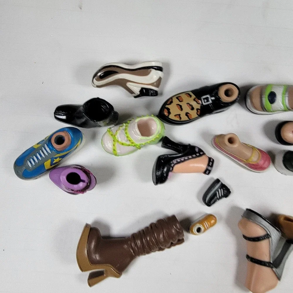 Bratz  My Scene Dolls Shoes Boots Lot of Singles‎